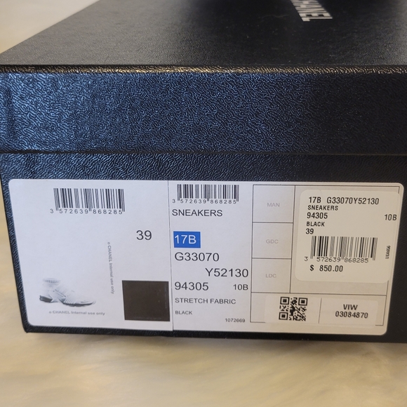 Chanel sneakers Sz 39 - Picture 3 of 16